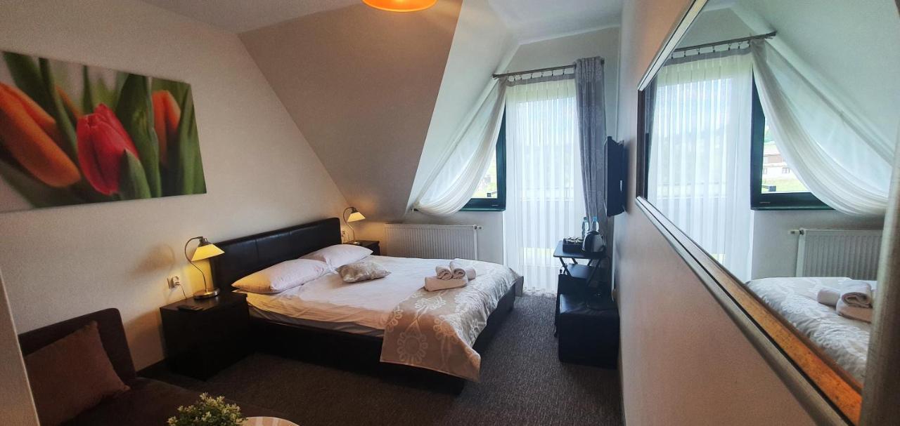 ビャウカ Gosciniec Na Brzyzku Bed & Breakfast エクステリア 写真