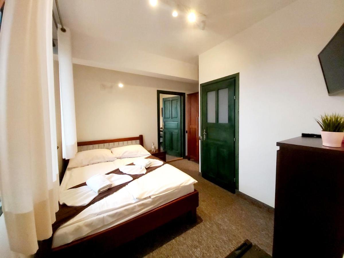 ビャウカ Gosciniec Na Brzyzku Bed & Breakfast エクステリア 写真