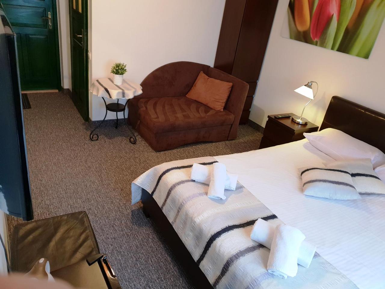 ビャウカ Gosciniec Na Brzyzku Bed & Breakfast エクステリア 写真