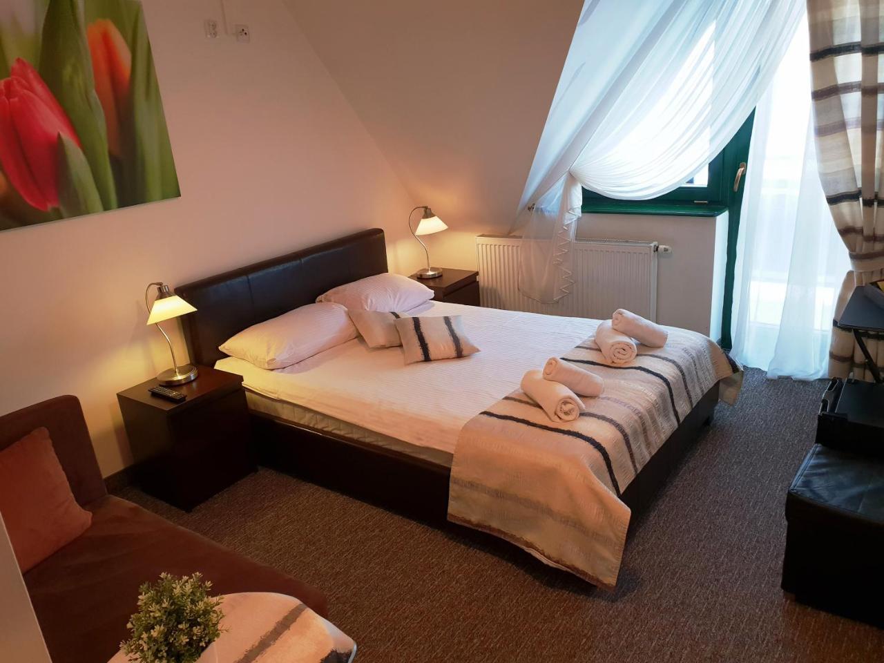 ビャウカ Gosciniec Na Brzyzku Bed & Breakfast エクステリア 写真